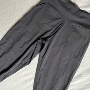 SUPER comfy women’s athletic sweatpants